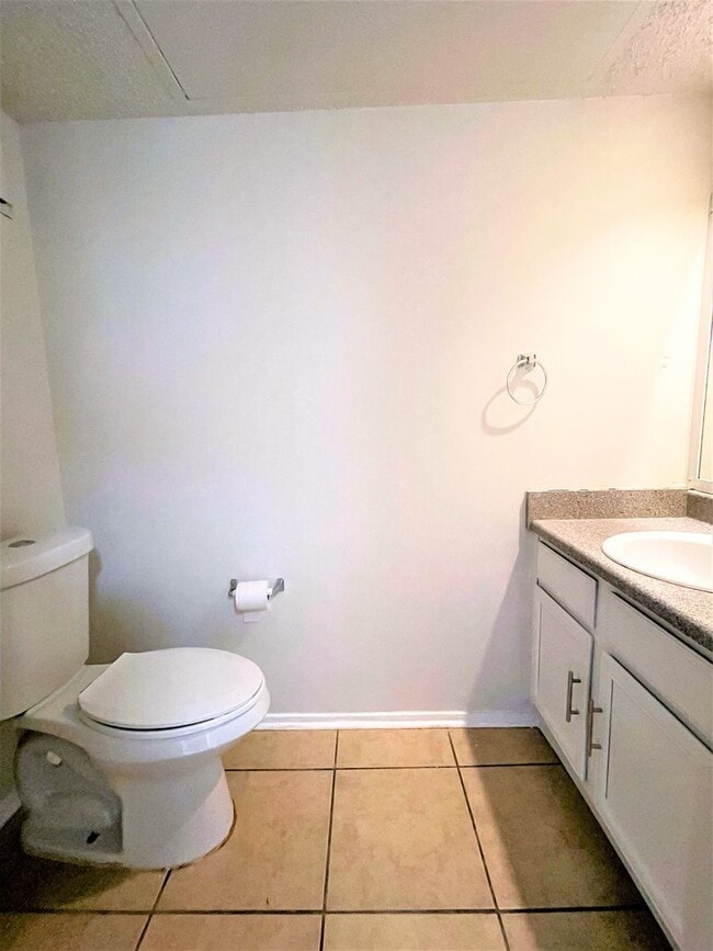 Building Photo - Charming 2 Bedroom in Garland