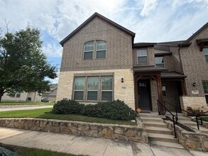 Building Photo - 5581 Crosby Dr