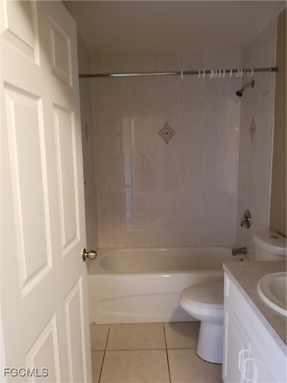 Building Photo - 2126 NE 6th St