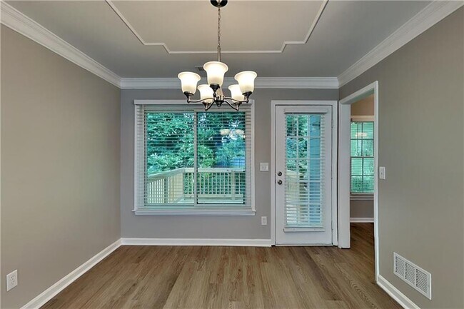 Building Photo - 220 Poppy Tree Ln