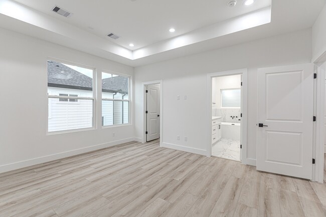 Building Photo - 7723 Hammerly Blvd