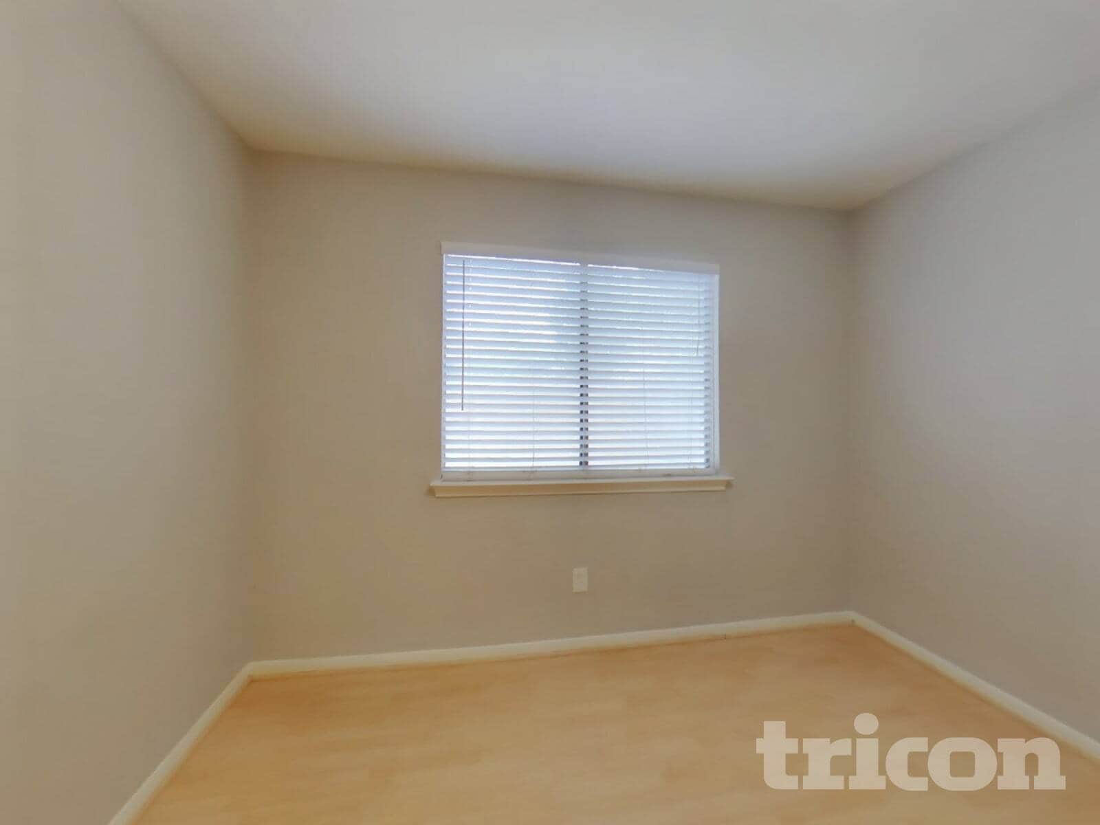 Building Photo - 13822 Cantwell Dr
