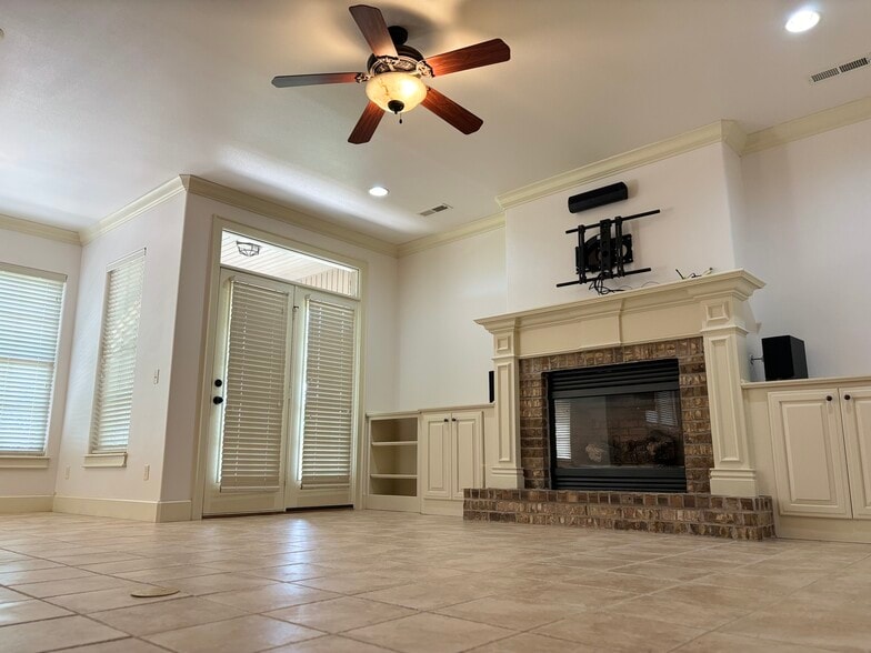 Building Photo - 5423 W Chardonnay Ct