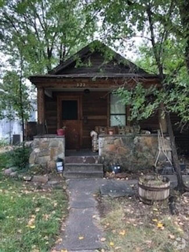 Building Photo - 1 Bedroom 1 Bonus Room House on 3rd Ave.