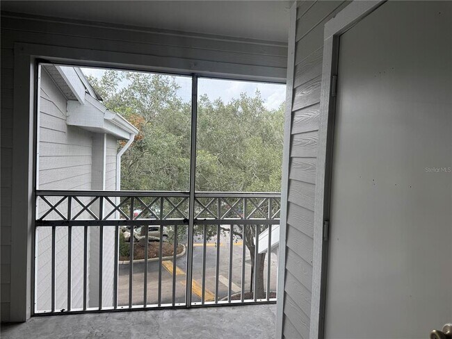 Building Photo - 2302 Mid Town Terrace