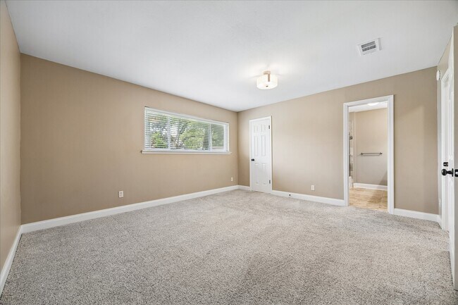 Building Photo - 12322 Nova Ct