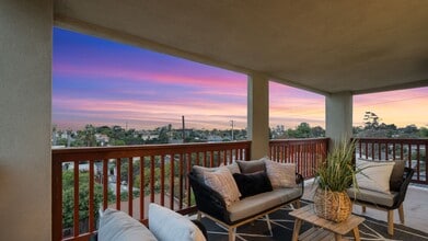 Building Photo - 1820 Bancroft St