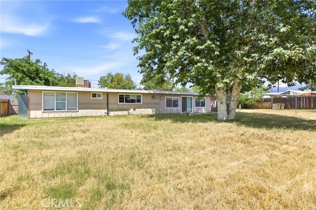 Building Photo - 40861 Whittier Ave