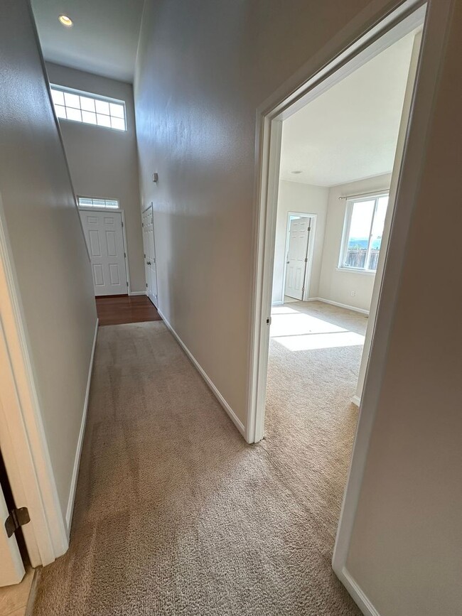 Building Photo - Sanders Mill Neighborhood 3 Bedroom, 2 Bat...
