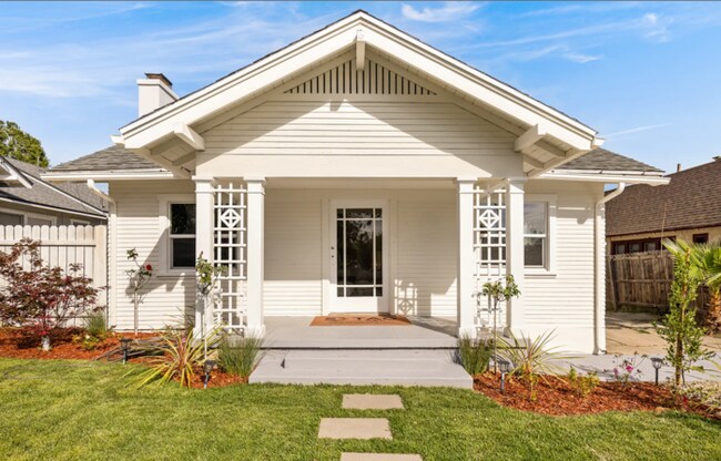 Building Photo - Fully Renovated Pasadena Bungalow — Brand New Interior, Huge Private Yard, 2-Car Garage