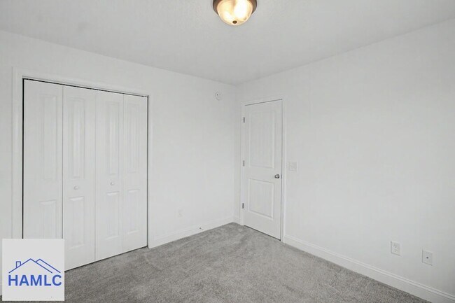 Building Photo - 40 Rimes Ave SE