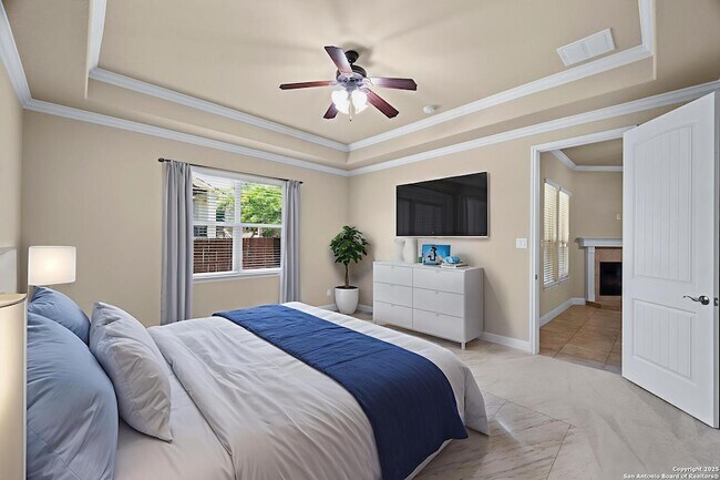 Building Photo - 723 Viento Point