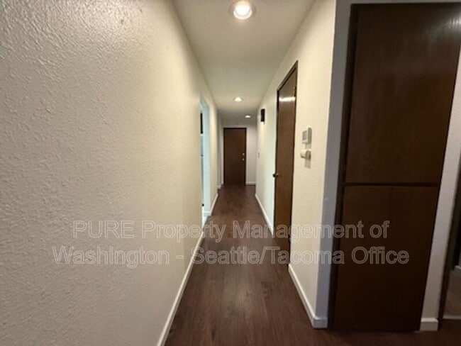 Building Photo - 4211 201st St Ct E