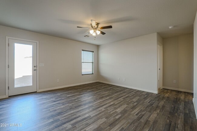 Building Photo - 110 Impala Pl