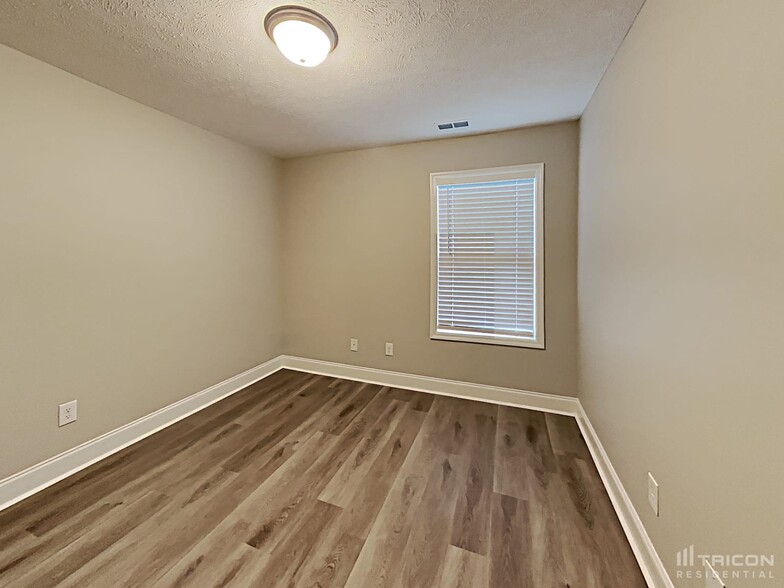 Building Photo - 2343 Foxworth Ct