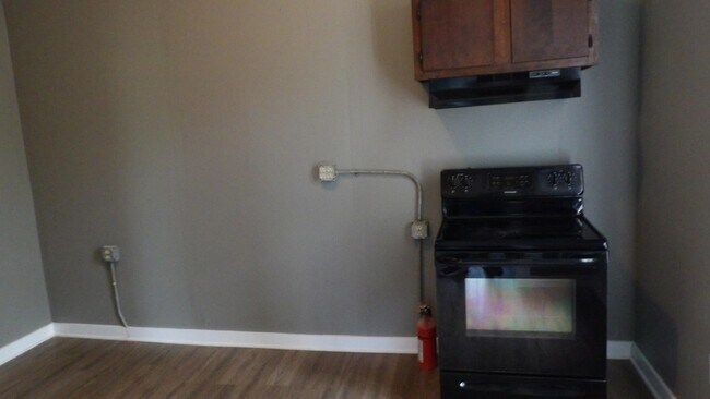 Building Photo - 115 Ryan Dr