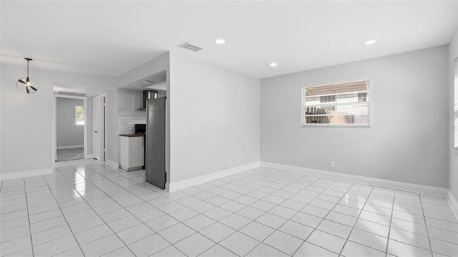 Building Photo - 1131 55th Ave N