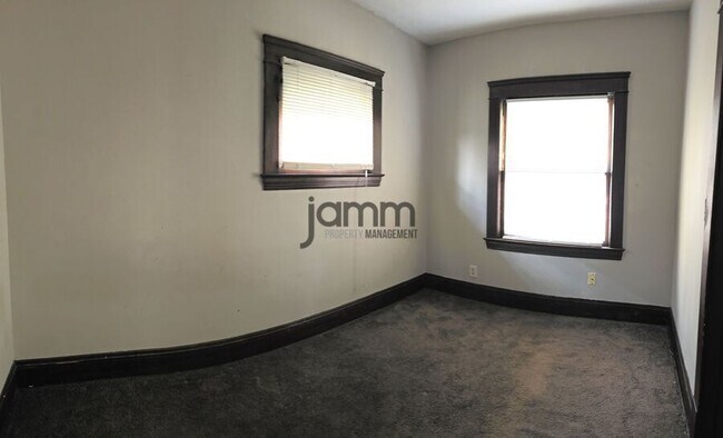 Building Photo - 11301 Florian Ave