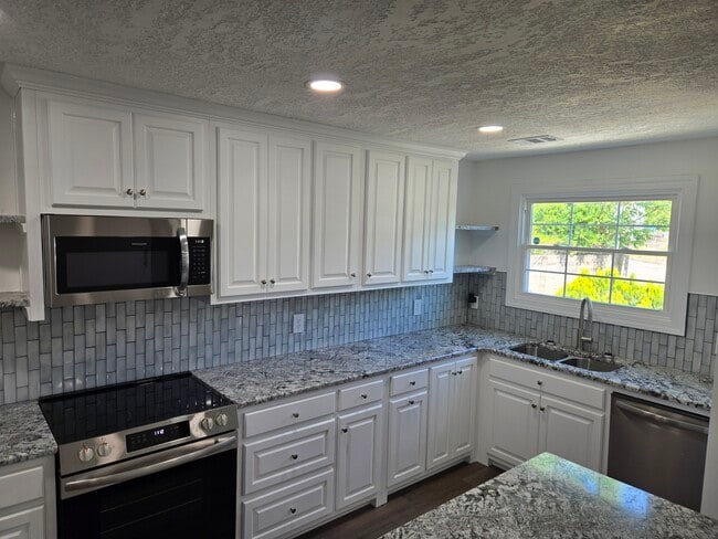 Building Photo - 2936 Whistler Ln