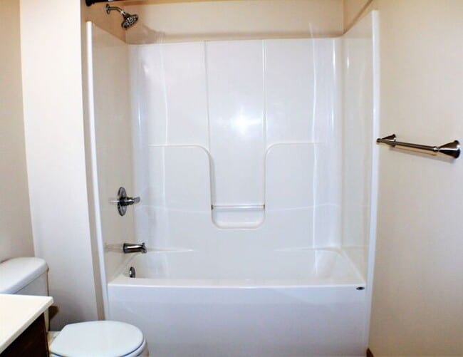 Building Photo - $1,325 | 2 Bedroom, 2 Bathroom Condo | Pet Friendly* | Available for August 1st, 2026 Move In!