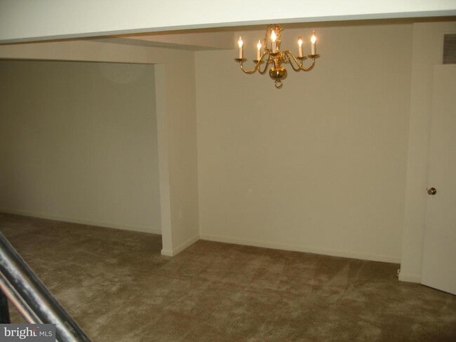 Building Photo - 14827 Belle Ami Dr