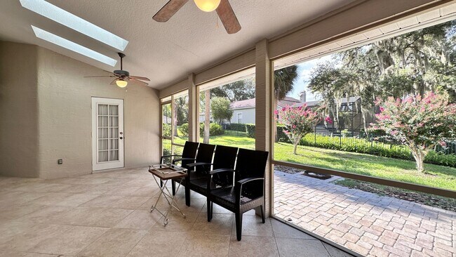 Building Photo - 7468 Aprelle Dr