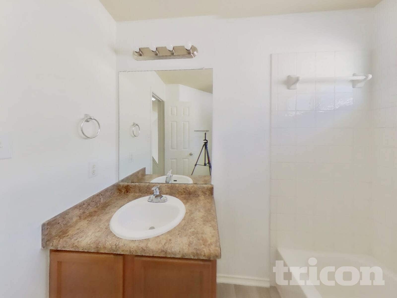 Building Photo - 18521 Mammoth Cave Blvd