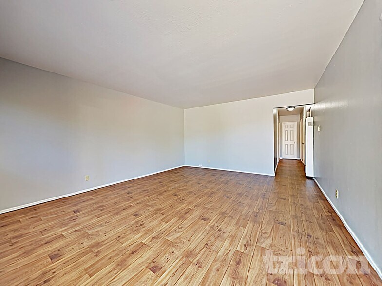 Building Photo - 2306 Tennent Ct