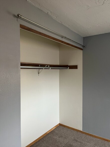 Building Photo - 545 NW Portland Ave