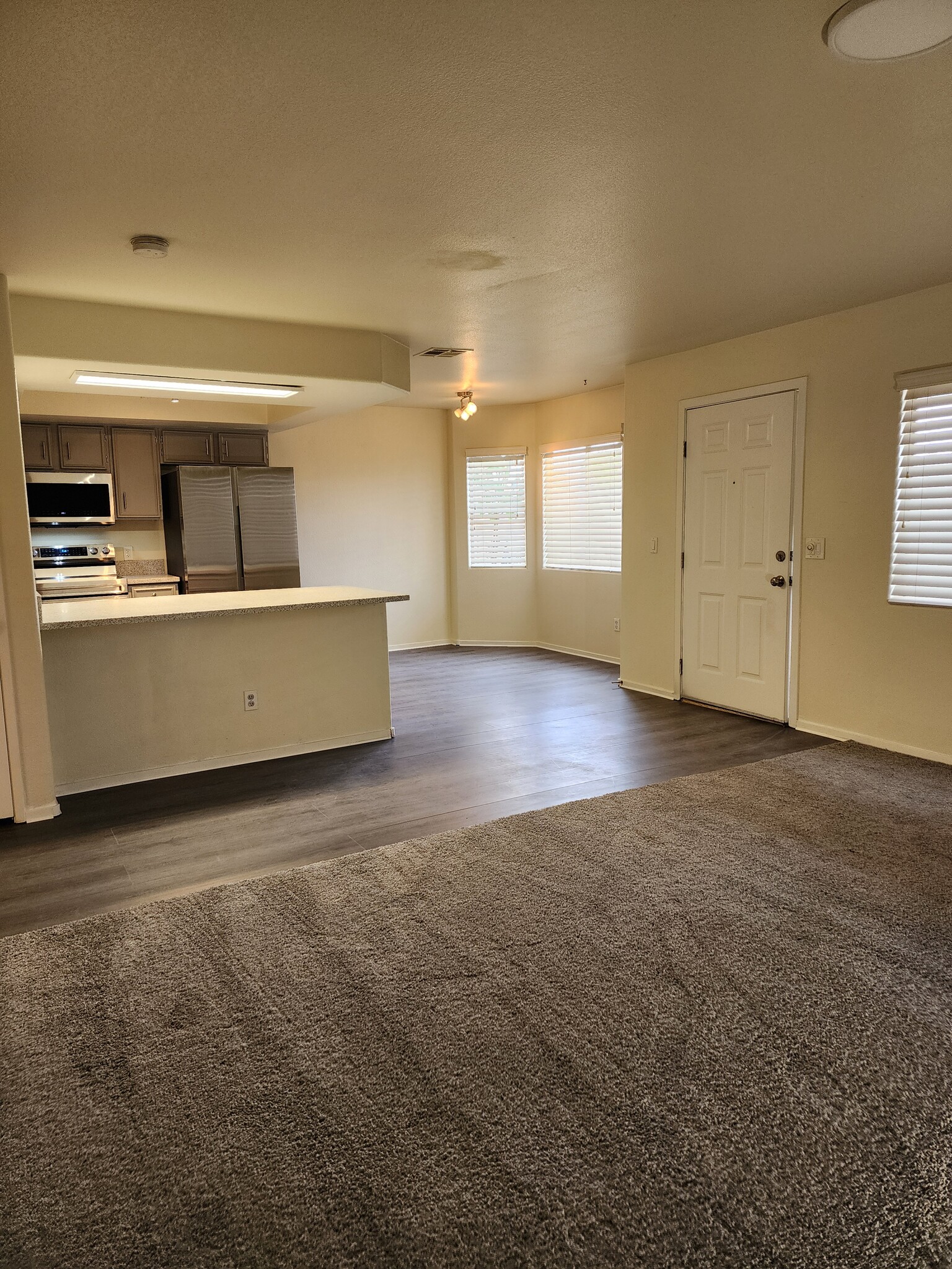 Building Photo - 2233 James Bilbray Dr