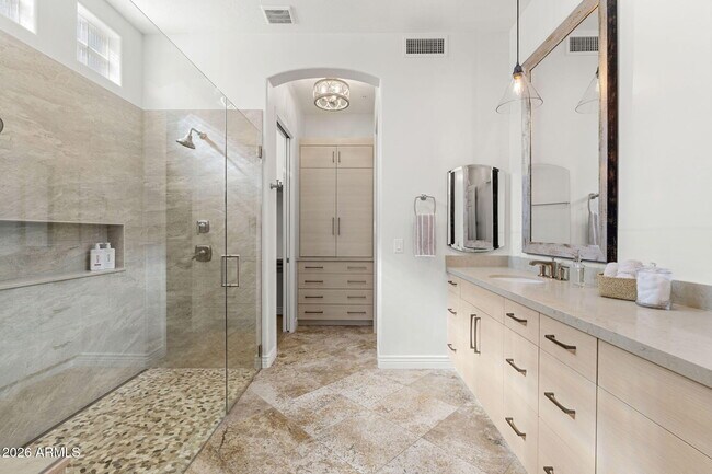 Building Photo - 8267 E Angel Spirit Dr