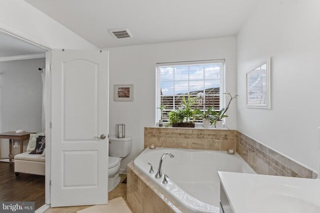 Building Photo - 7722 Dagny Wy