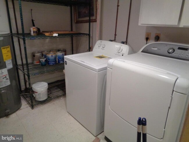 Building Photo - 4020 Rustico Rd