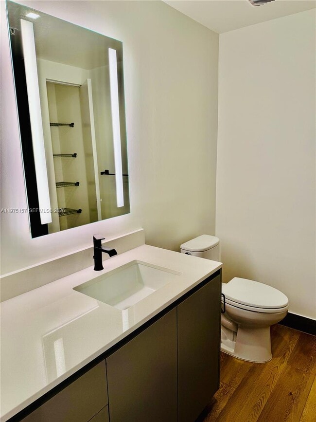 Building Photo - 307 SW 5th St