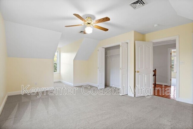 Building Photo - 15470 Turner Dr