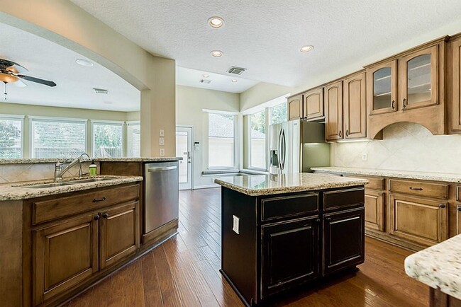 Building Photo - 22418 Bridgehaven Dr