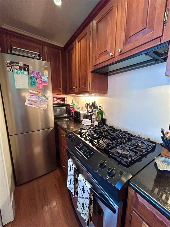 Building Photo - 2 Phillips St