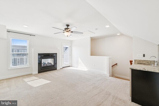 Building Photo - 17258 Herring Gull Ln