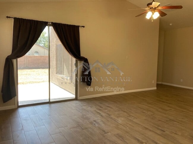 Building Photo - 4445 E Amarillo Dr