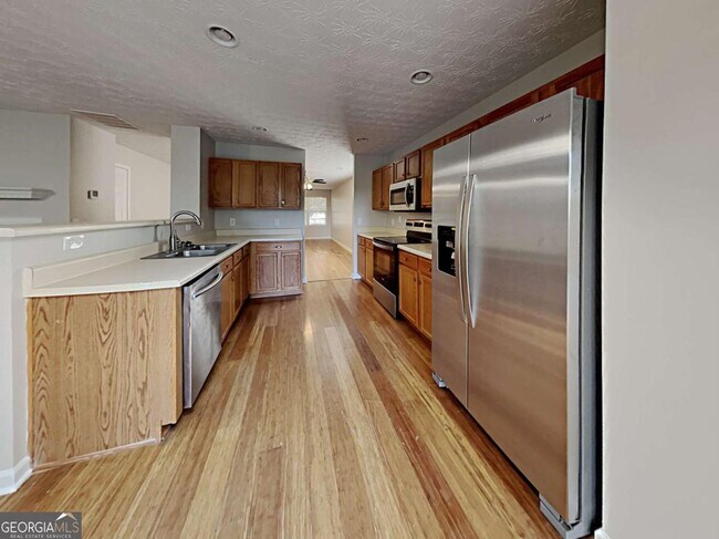 Building Photo - 227 Weatherstone Dr