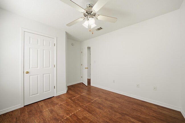 Building Photo - 6381 Havenmist Ln