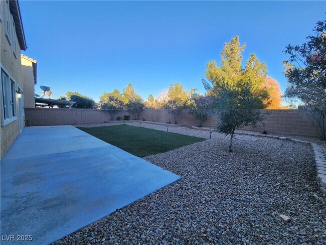 Building Photo - 7426 Matilda St