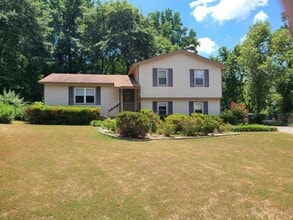 Building Photo - 247 Brookside Ct
