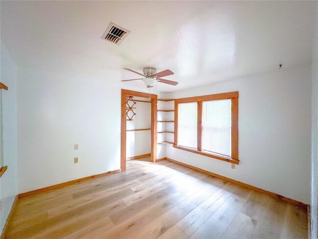 Building Photo - 25825 W Newberry Rd