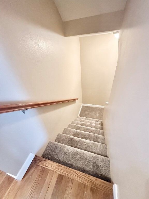 Building Photo - 709 Michael St