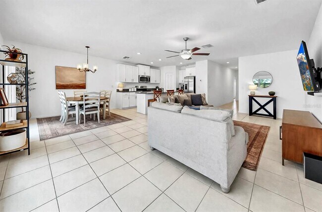 Building Photo - 13256 Great Plns Dr