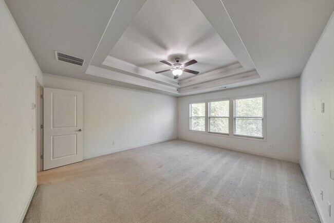 Building Photo - 342 Braemore Mill Dr