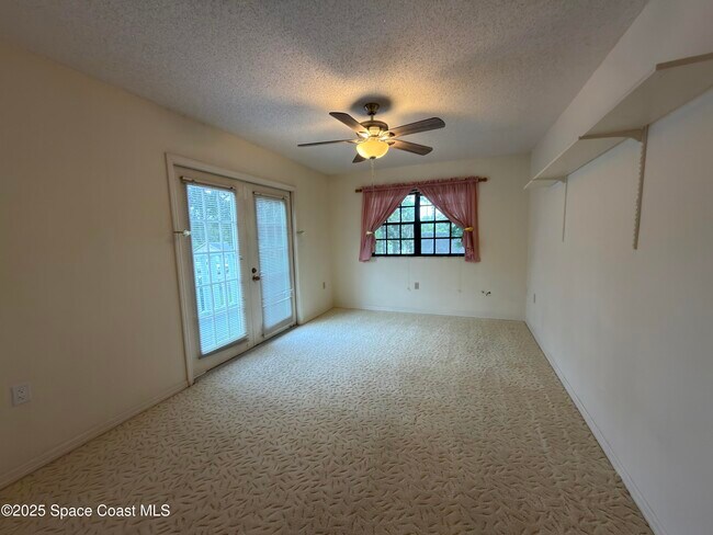 Building Photo - 4120 Ponds Dr