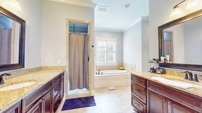 Building Photo - 321 Madison Grove Blvd