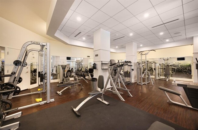 Building Photo - 701 Brickell Key Blvd
